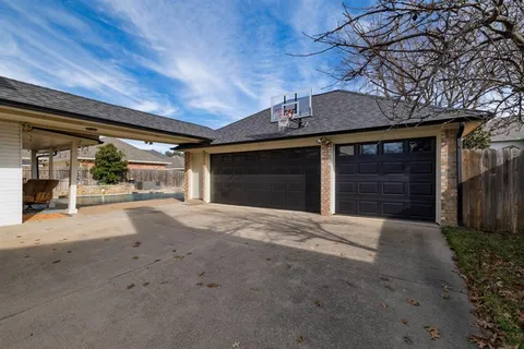 $683,500 | 321 Glen Hollow, Keller, TX 76248