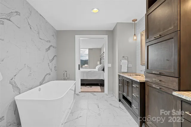 $1,075,000 | 7 Patton Avenue, Unit 1805, Asheville, NC 28801