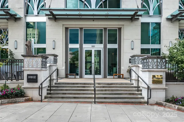 $1,075,000 | 7 Patton Avenue, Unit 1805, Asheville, NC 28801