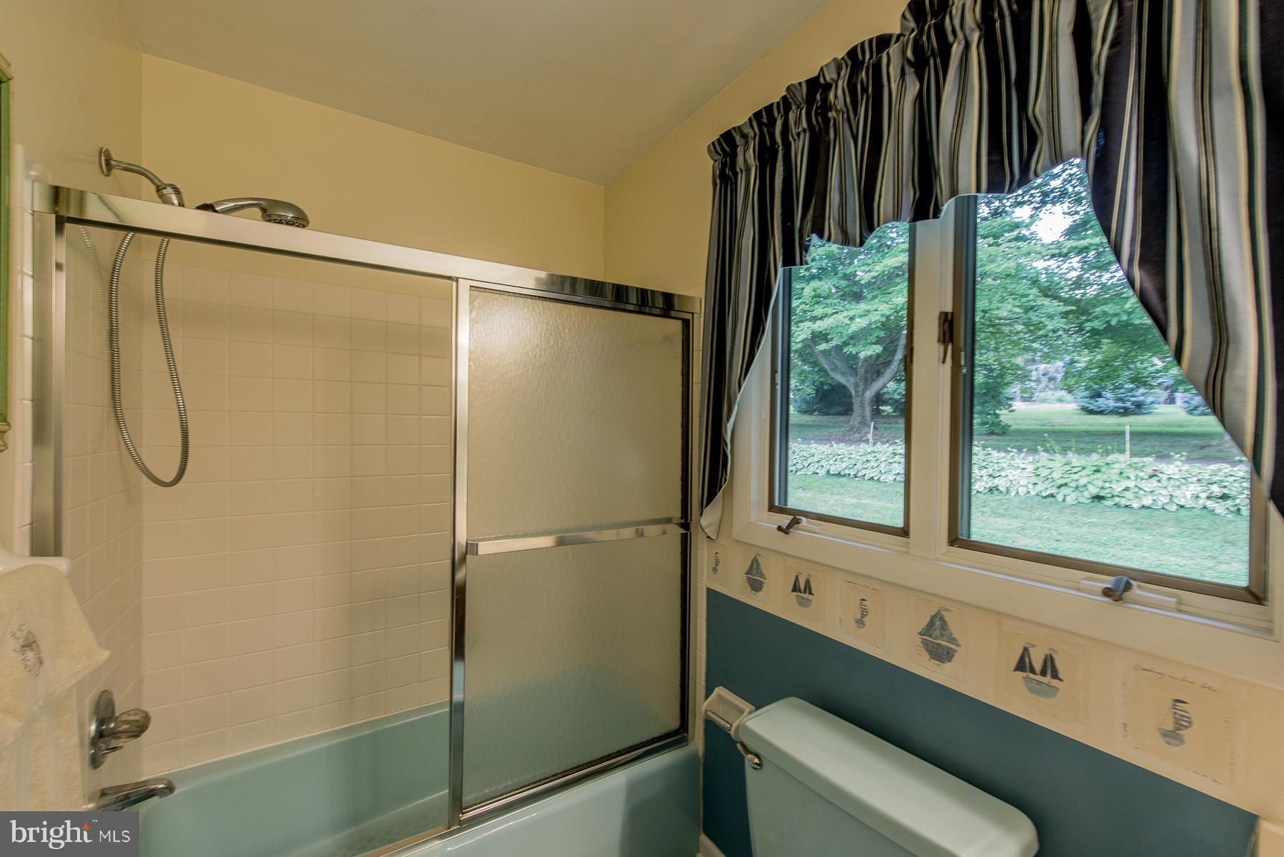 13255 Hunt Ridge Road Ellicott City, MD 21042 - Photo 19 of 30 Bath (Master)