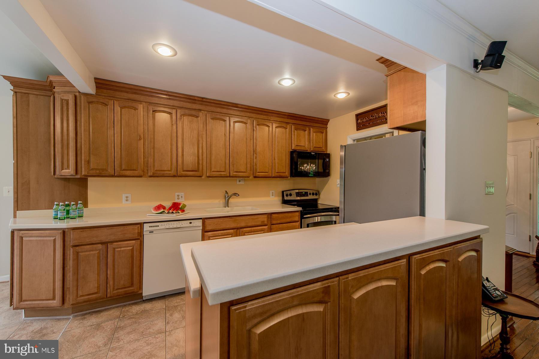 13255 Hunt Ridge Road Ellicott City, MD 21042 - Photo 3 of 30 Kitchen