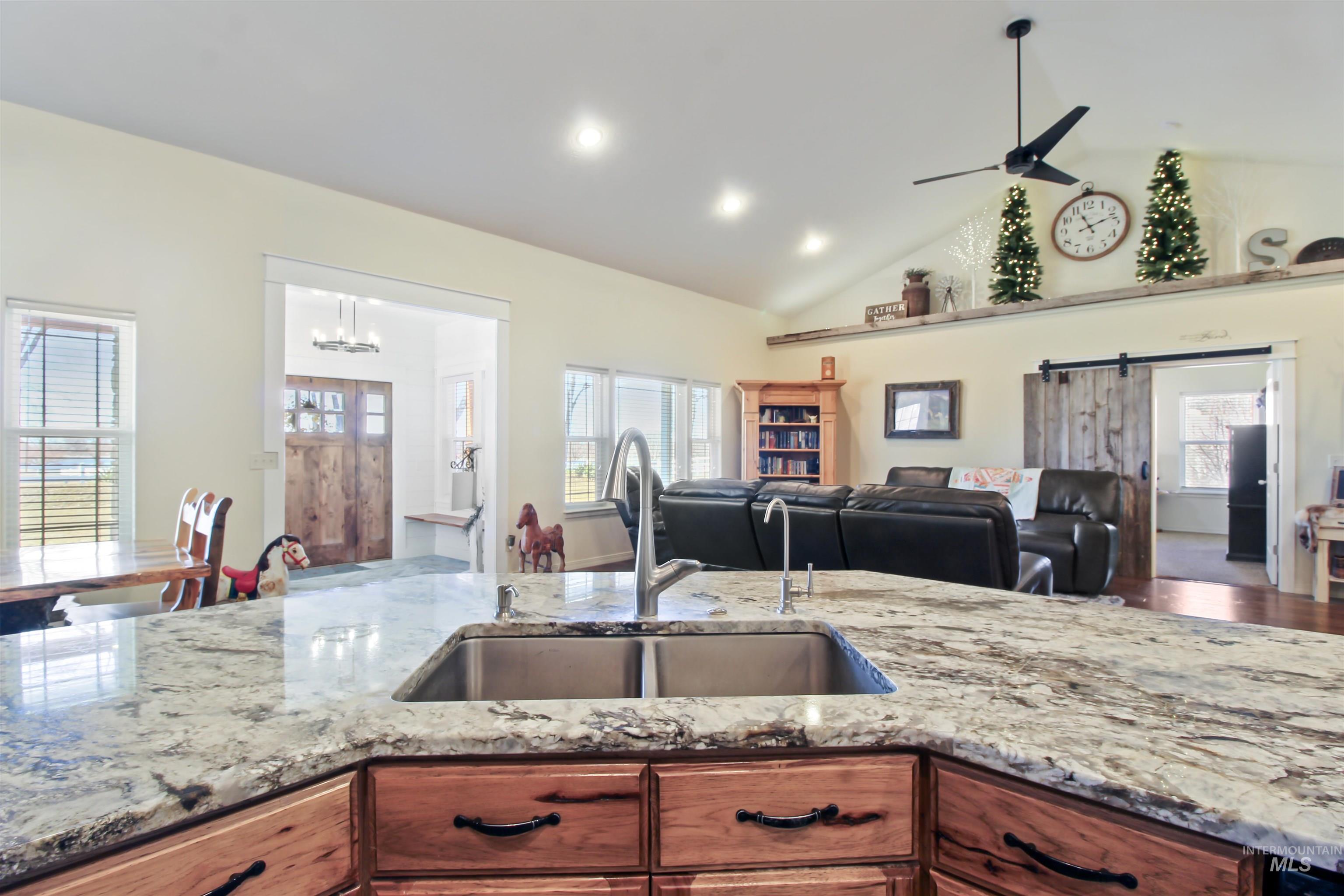 781 North 1150 E Road Rupert, ID 83350 - Photo 8 of 45