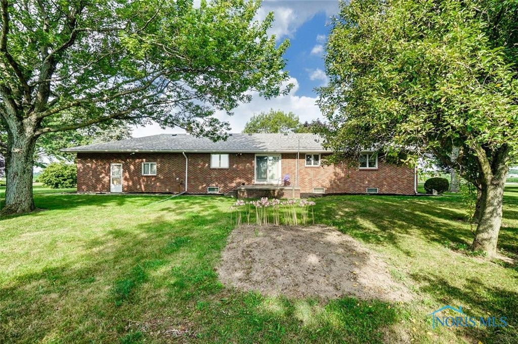 24046 Luckey Road Perrysburg, OH 43551 - Photo 28 of 31 Gallery Image 28