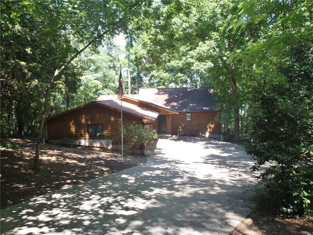 203 Luther Land Road Seneca, SC 29672 - Photo 1 of 50 Gallery Image 1