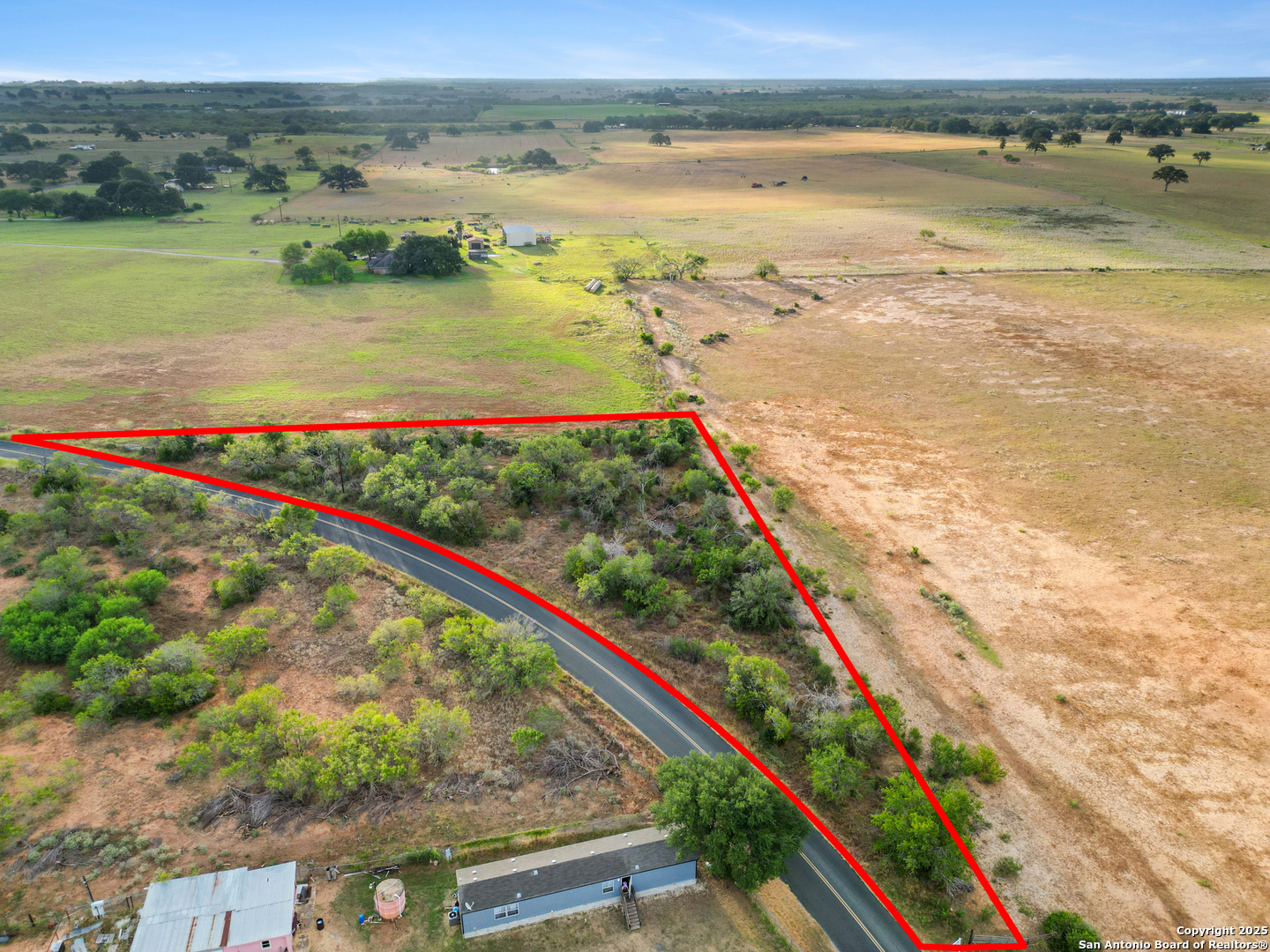 5835 Hardy Road Elmendorf, TX 78112 - Photo 5 of 8 a view of an ocean and beach