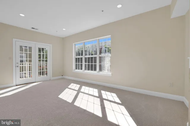 $629,990 | 111 Chevy Chase Street, Unit 111A, Gaithersburg, MD 20878