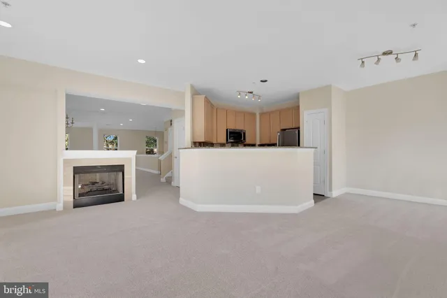 $629,990 | 111 Chevy Chase Street, Unit 111A, Gaithersburg, MD 20878