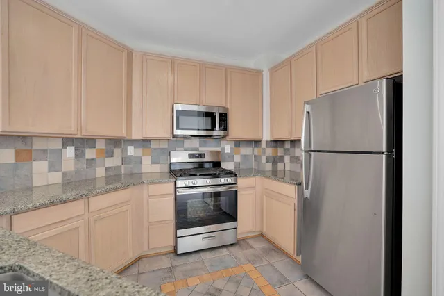 $629,990 | 111 Chevy Chase Street, Unit 111A, Gaithersburg, MD 20878