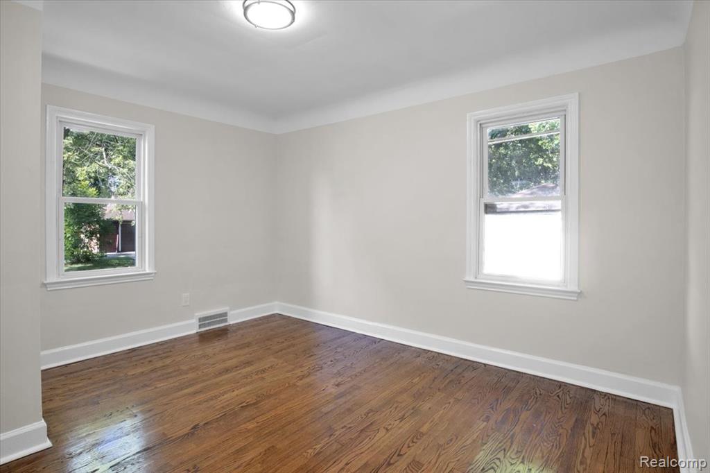 17420 Edinborough Road Detroit, MI 48219 - Photo 19 of 38 Gallery Image 19