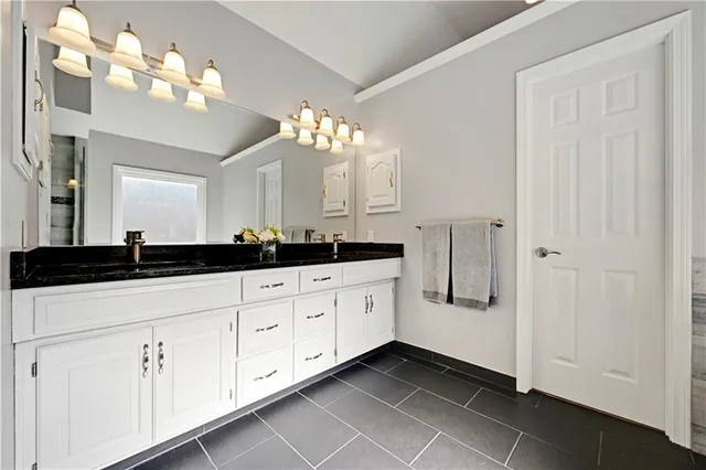 $725,000 | 13216 Granada Drive, Leawood, KS 66209