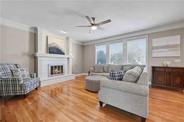 $725,000 | 13216 Granada Drive, Leawood, KS 66209