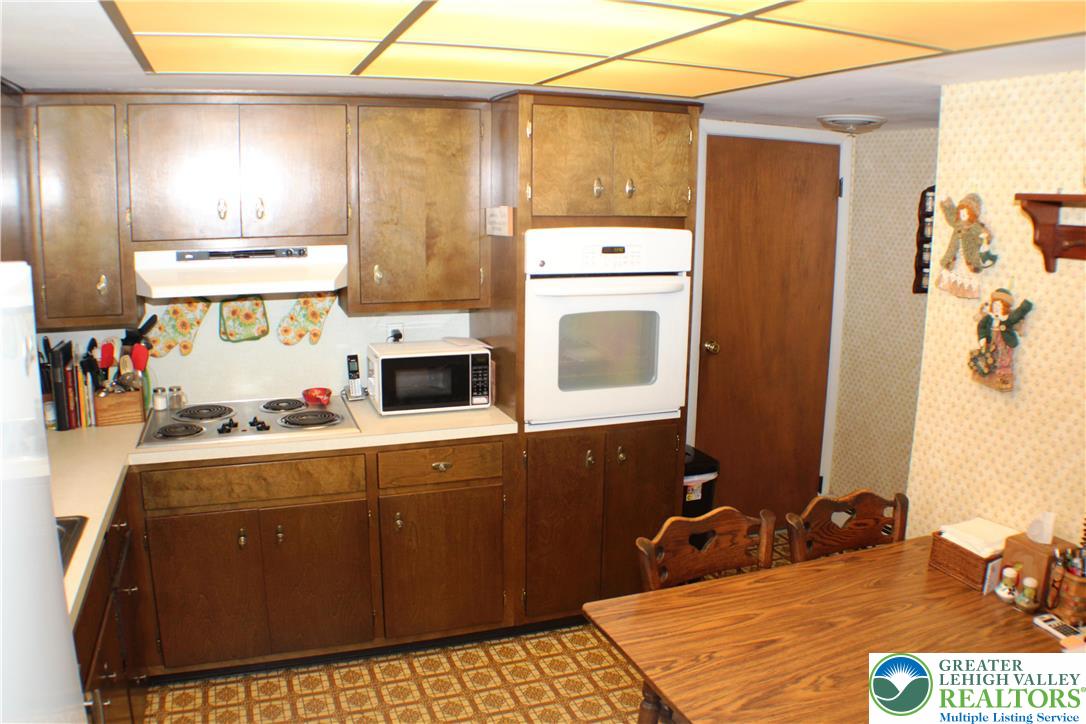 1321 Bushkill Center Road Nazareth, PA 18064 - Photo 16 of 35 Built-In Oven and cook top