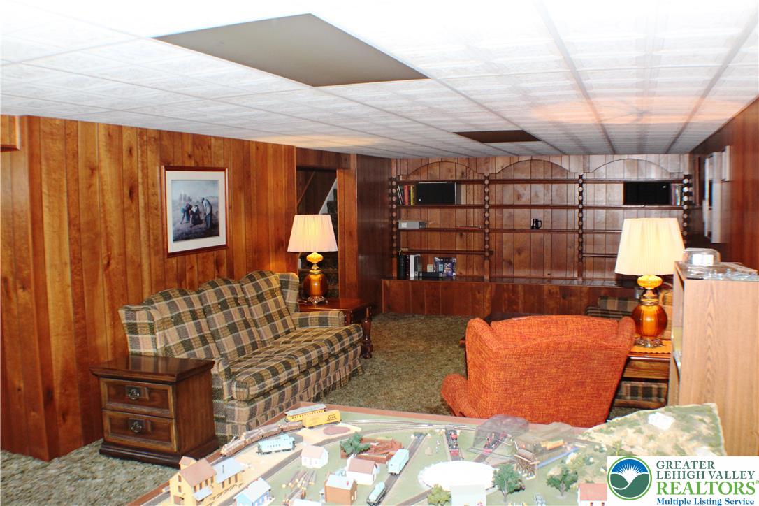 1321 Bushkill Center Road Nazareth, PA 18064 - Photo 20 of 35 This is a LARGE room - great for gatherings or chi