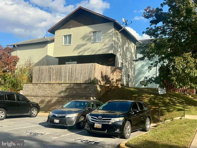 $424,900 | 42 Brian Court, Unit 150, Gaithersburg, MD 20877