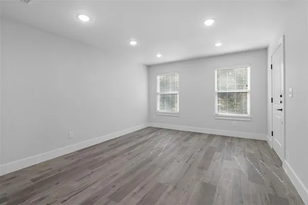 $1,450 | 514 North Rusk Avenue, Unit 516, Denison, TX 75020