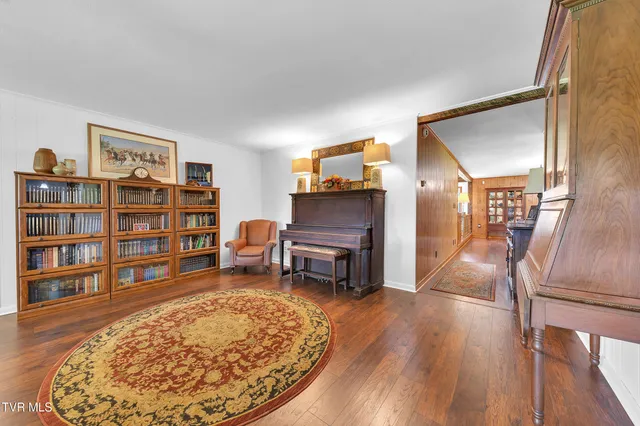 $750,000 | 200 Crum Lane, Chuckey, TN 37641