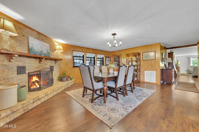 $750,000 | 200 Crum Lane, Chuckey, TN 37641