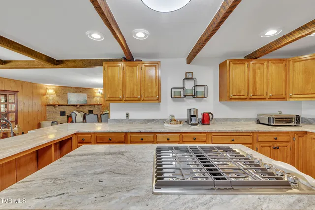 $750,000 | 200 Crum Lane, Chuckey, TN 37641