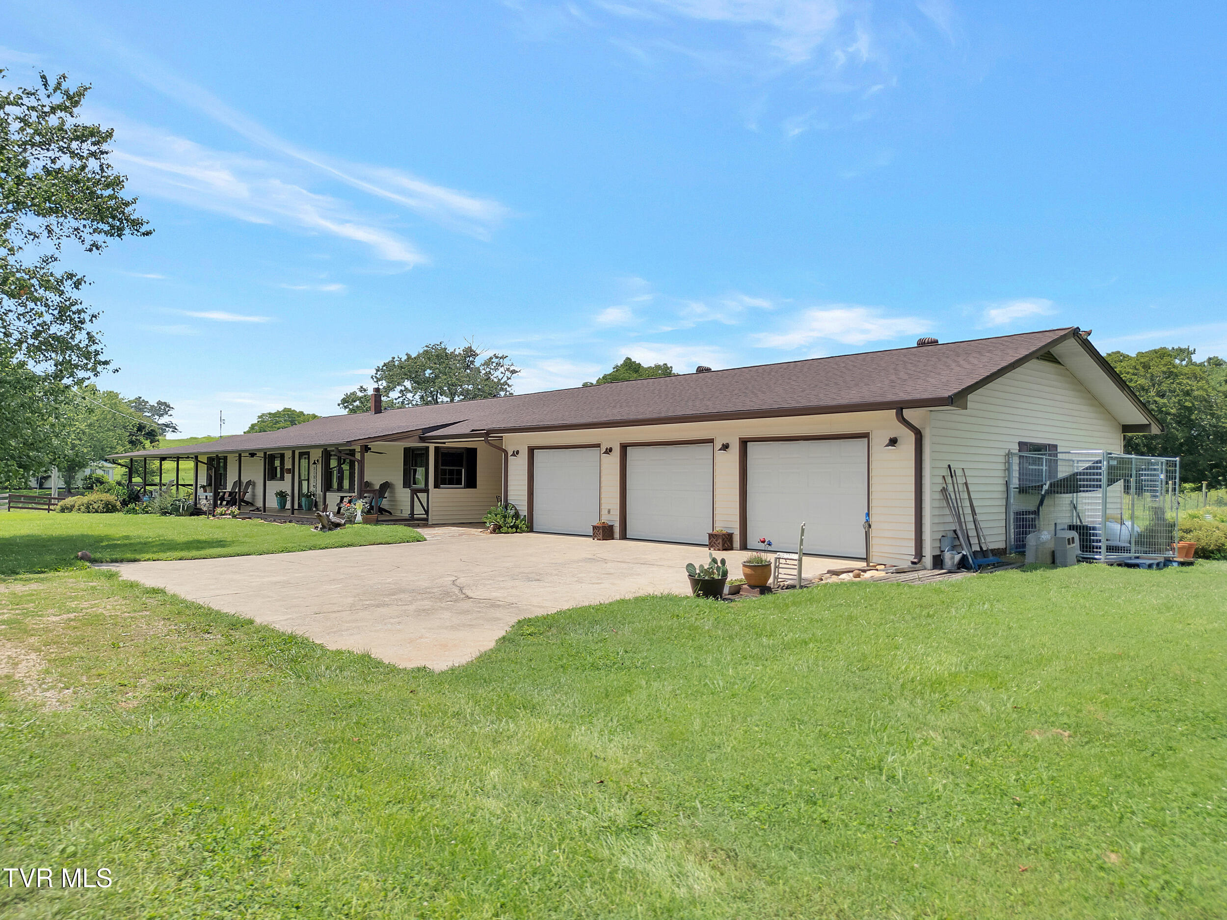 200 Crum Lane Chuckey, TN 37641 - Photo 8 of 75 3_10