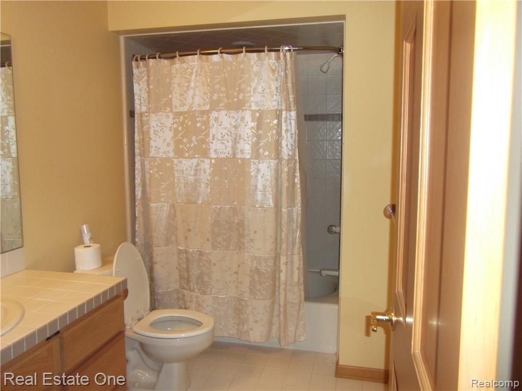 3306 West Sutton Road Lapeer, MI 48446 - Photo 23 of 32 Gallery Image 23