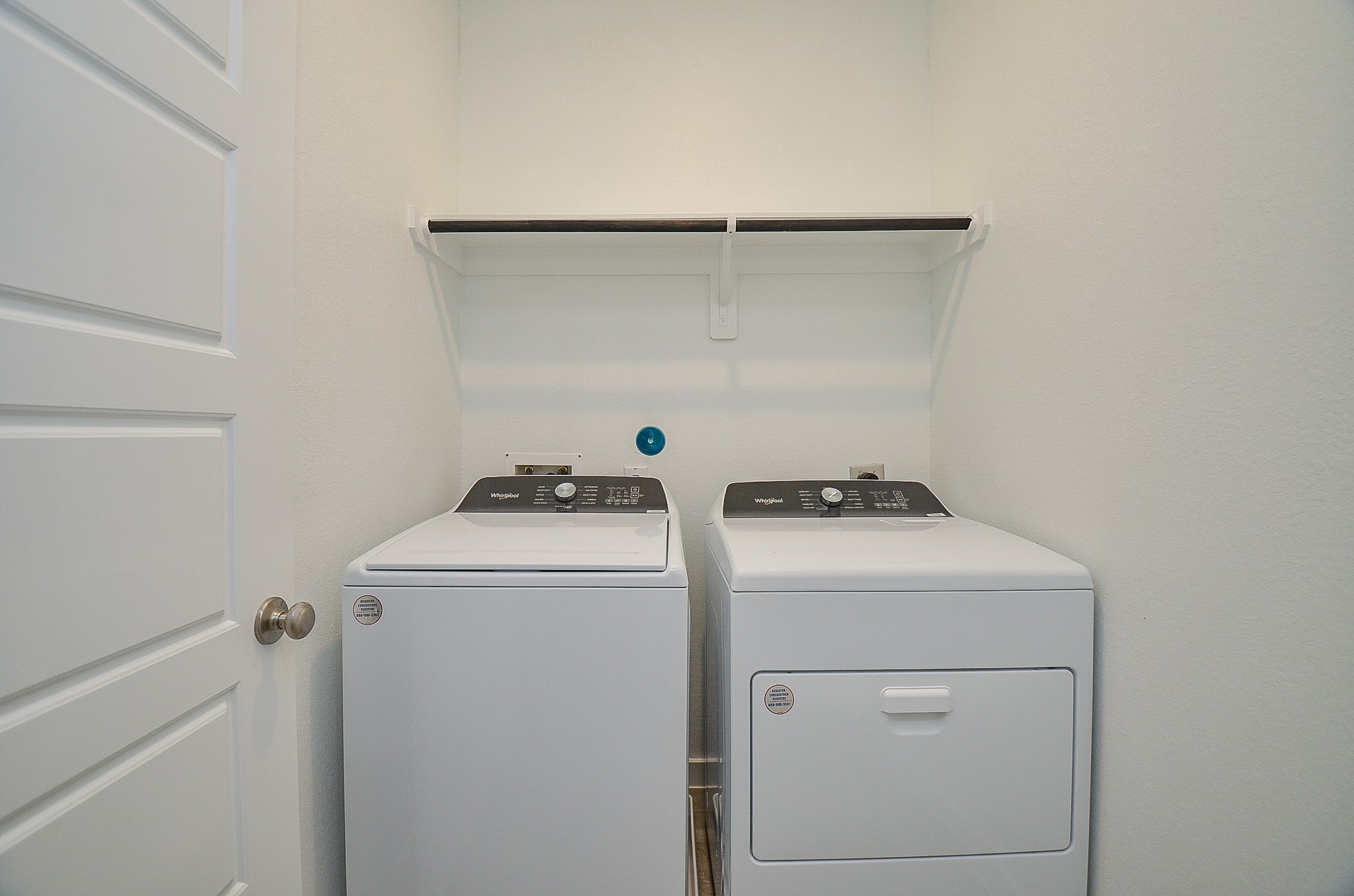 3107 Boulder Rnch Drive Houston, TX 77063 - Photo 32 of 40 a utility room with dryer and washer