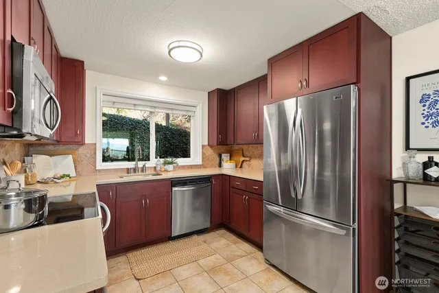 $650,000 | 10203 47th Avenue Southwest, Unit C5, Seattle, WA 98146