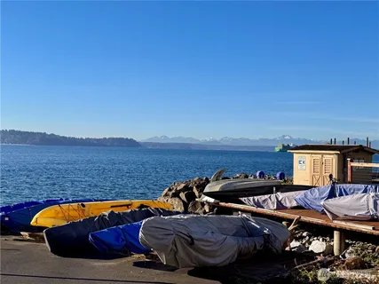 $650,000 | 10203 47th Avenue Southwest, Unit C5, Seattle, WA 98146