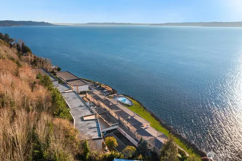 $650,000 | 10203 47th Avenue Southwest, Unit C5, Seattle, WA 98146