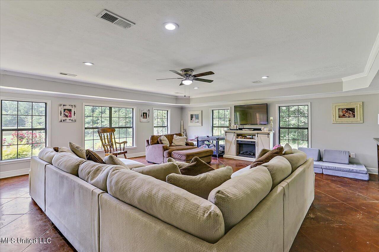 178 Thomasville Road Florence, MS 39073 - Photo 17 of 75 17-178 Thomasville Rd