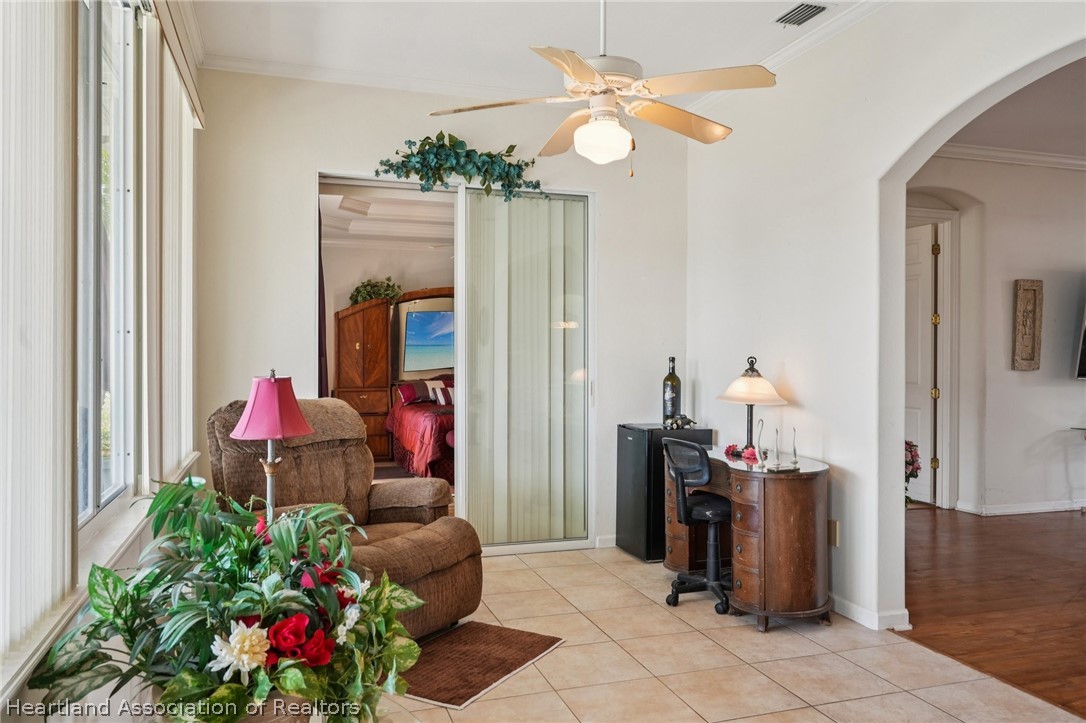 107 Orange Road Northeast Lake Placid, FL 33852 - Photo 33 of 47 Florida Room