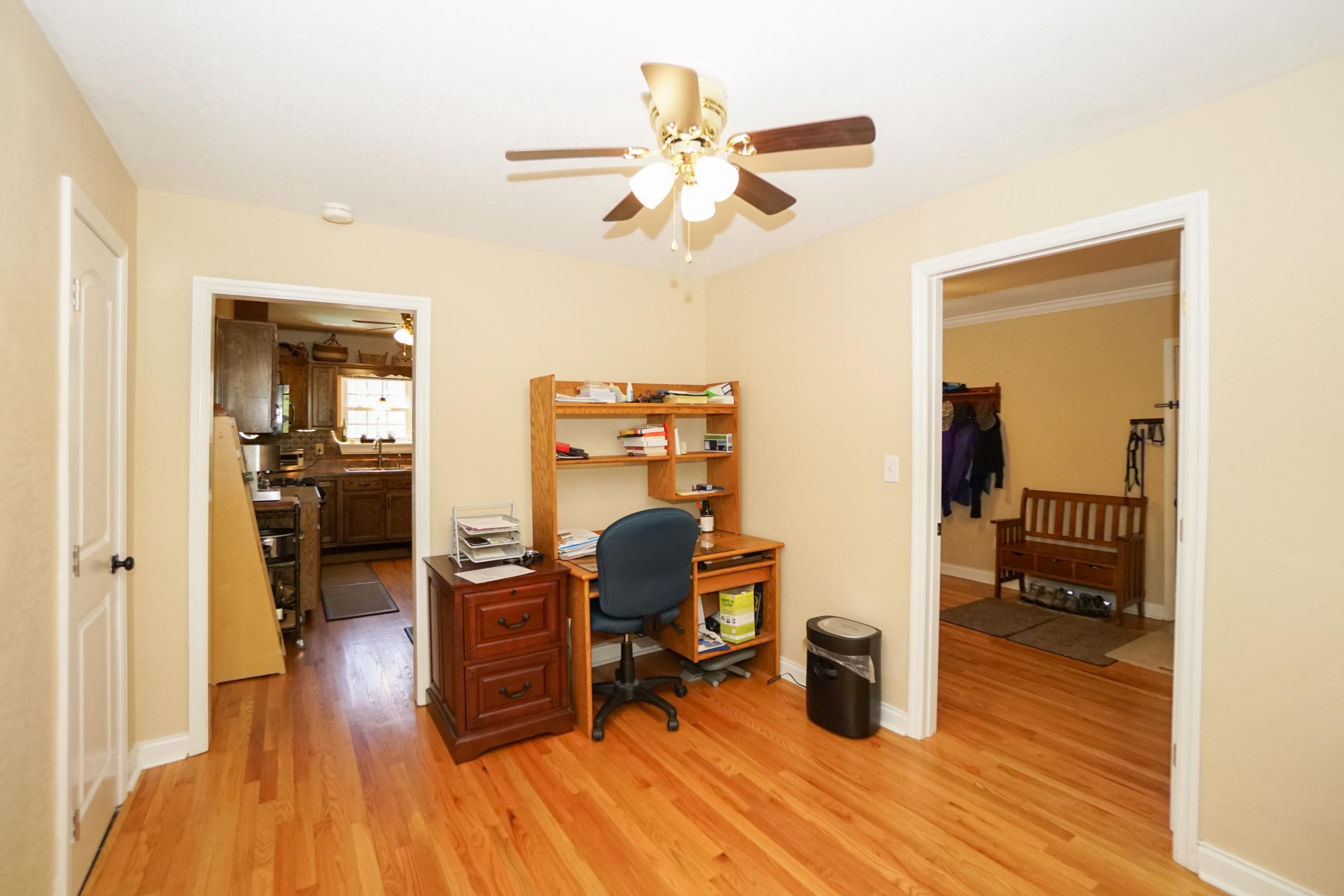 217 Harding Road Chattanooga, TN 37415 - Photo 11 of 28 IMG_9373