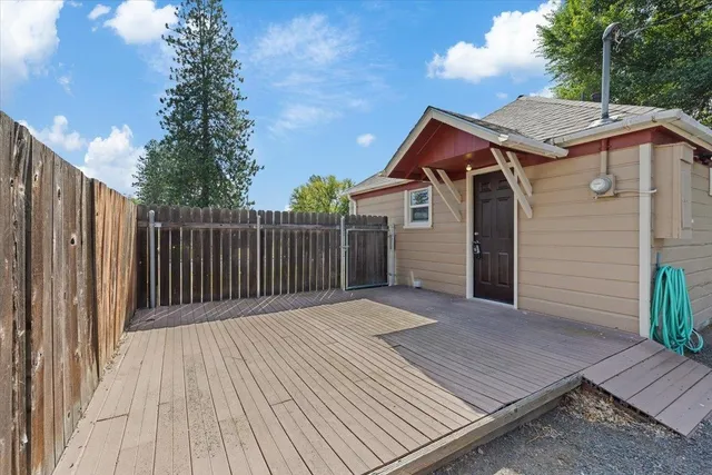 $207,000 | 5111 North Maple Street, Spokane, WA 99205
