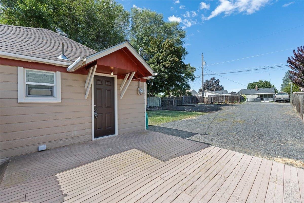 5111 North Maple Street Spokane, WA 99205 - Photo 16 of 18