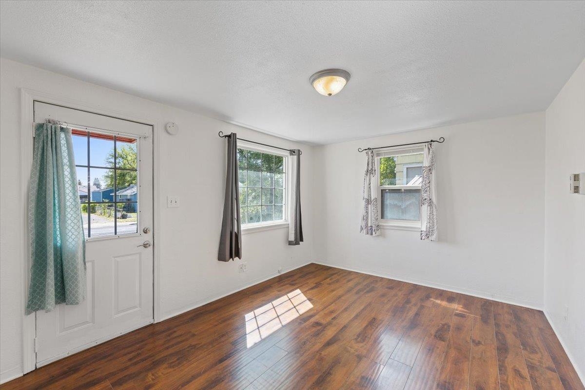 5111 North Maple Street Spokane, WA 99205 - Photo 4 of 18