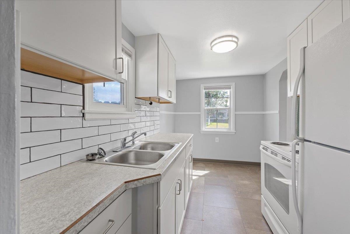 5111 North Maple Street Spokane, WA 99205 - Photo 7 of 18