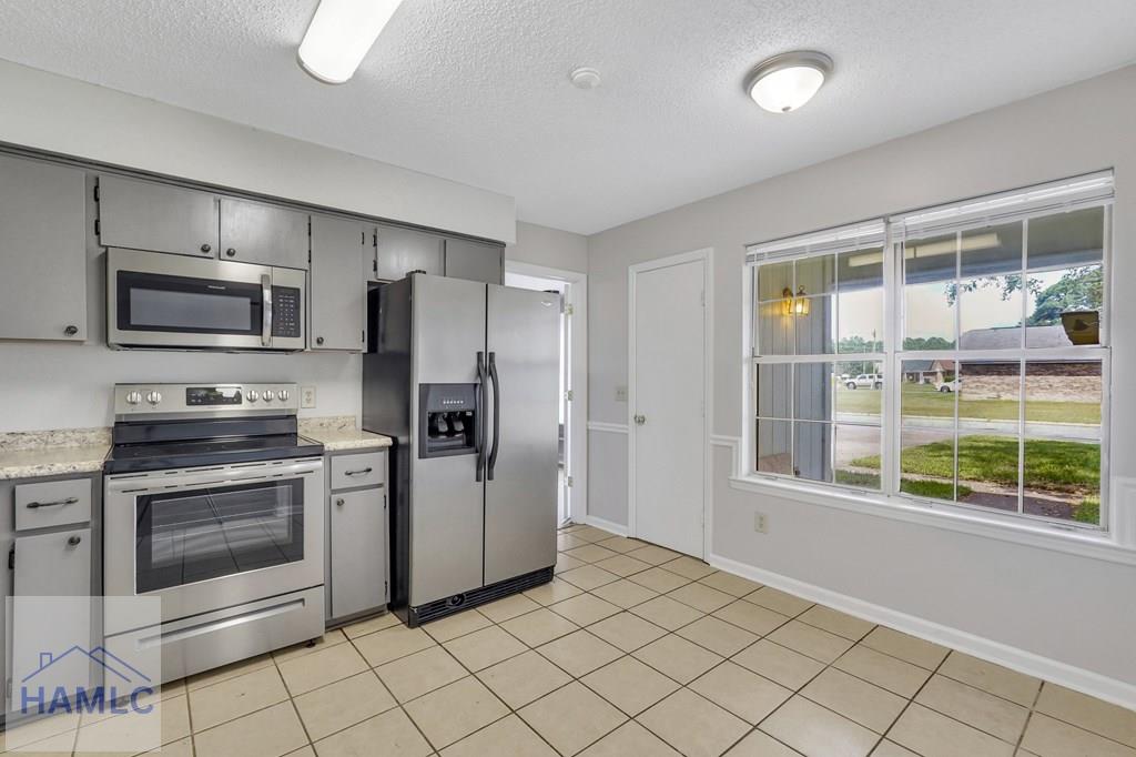 734 Timber Ridge Trail Hinesville, GA 31313 - Photo 12 of 52 Gallery Image 12