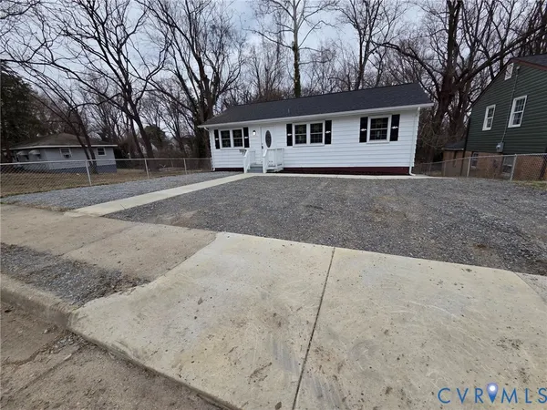 $3,300 | 5506 Campbell Avenue, Richmond, VA 23231