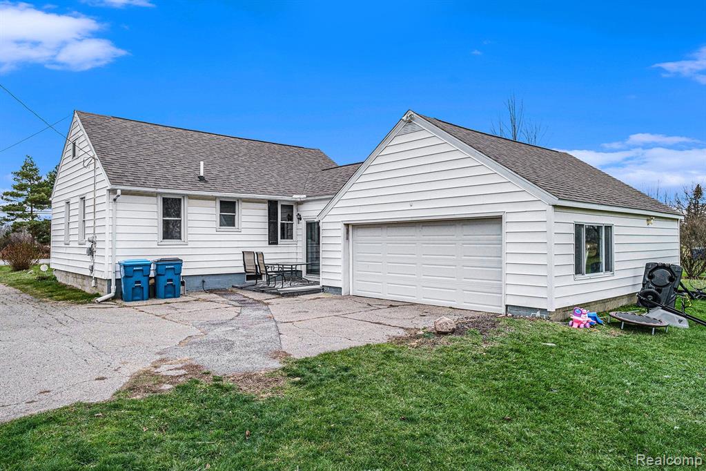 3129 Morrish Road Swartz Creek, MI 48473 - Photo 12 of 18