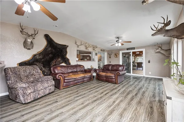 $417,500 | 42100 Buckeye Street, Caliente, CA 93518