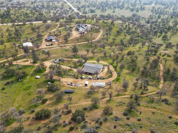 $417,500 | 42100 Buckeye Street, Caliente, CA 93518