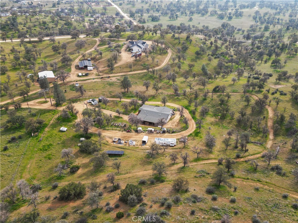 42100 Buckeye Street Caliente, CA 93518 - Photo 14 of 64