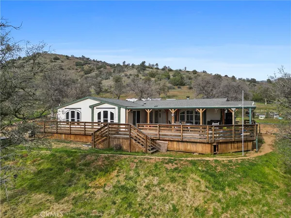 $417,500 | 42100 Buckeye Street, Caliente, CA 93518