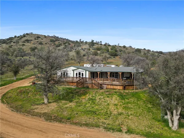 $417,500 | 42100 Buckeye Street, Caliente, CA 93518