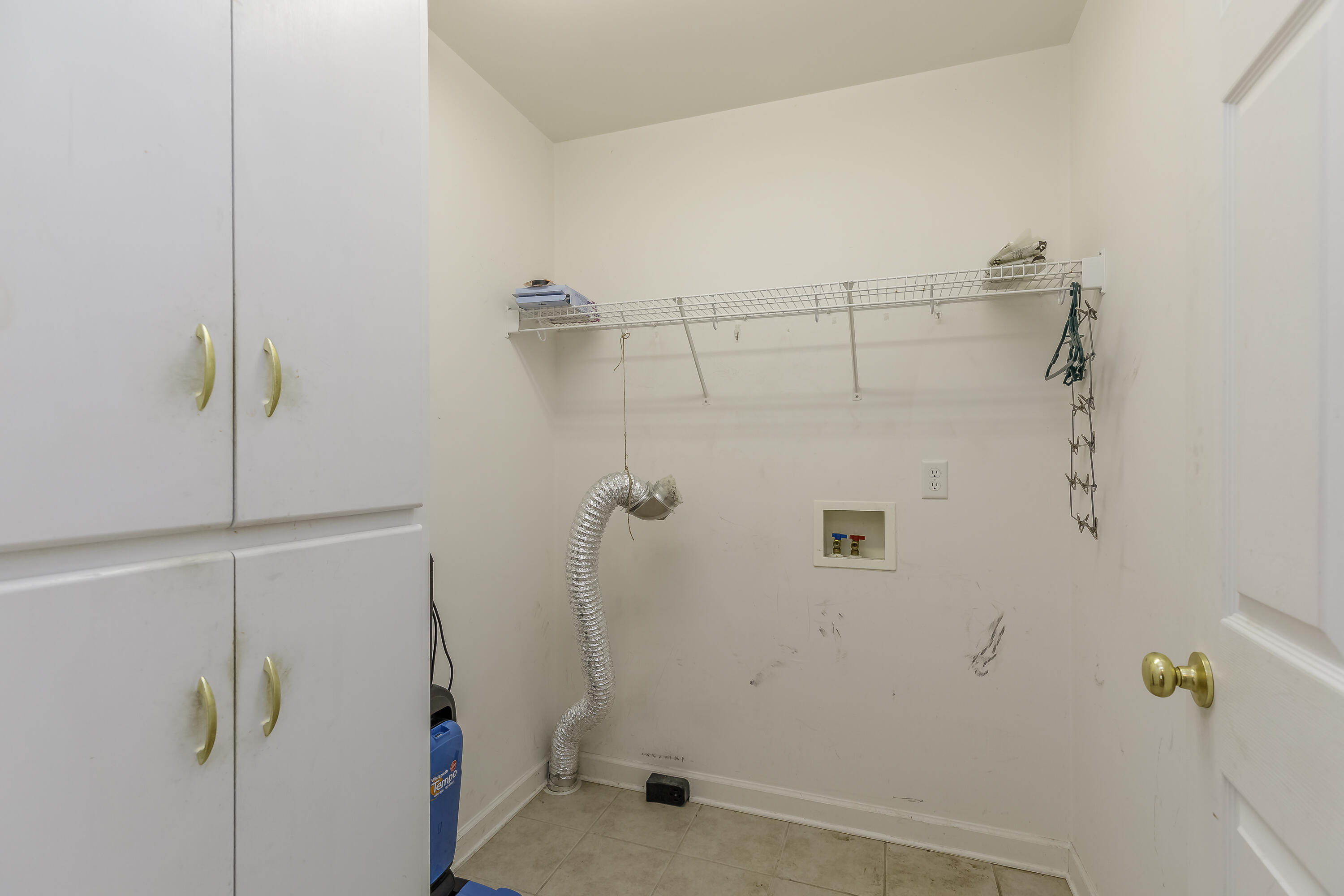 223 Cooper Road Rock Spring, GA 30739 - Photo 16 of 44 Laundry Room