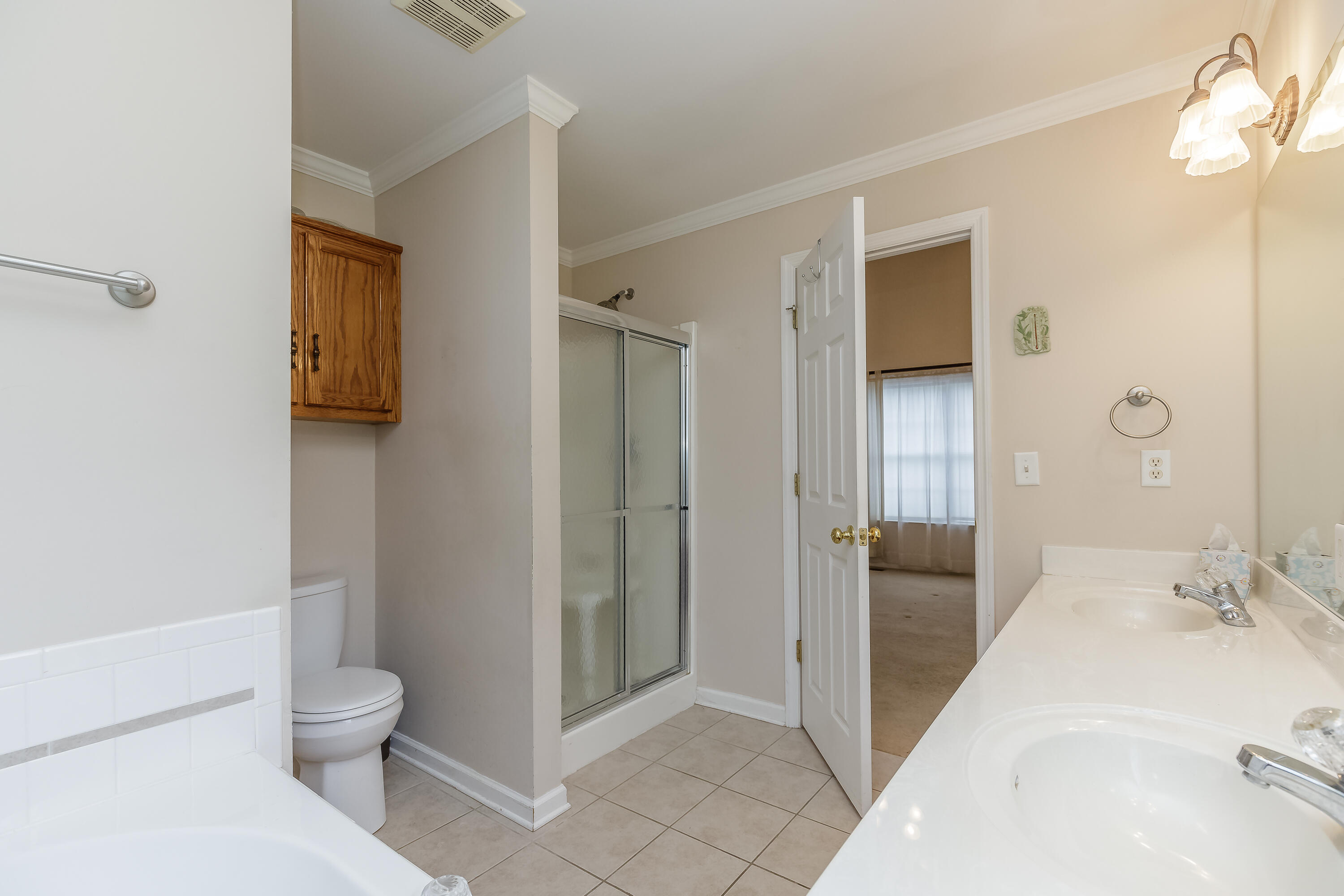 223 Cooper Road Rock Spring, GA 30739 - Photo 23 of 44 Master Bathroom