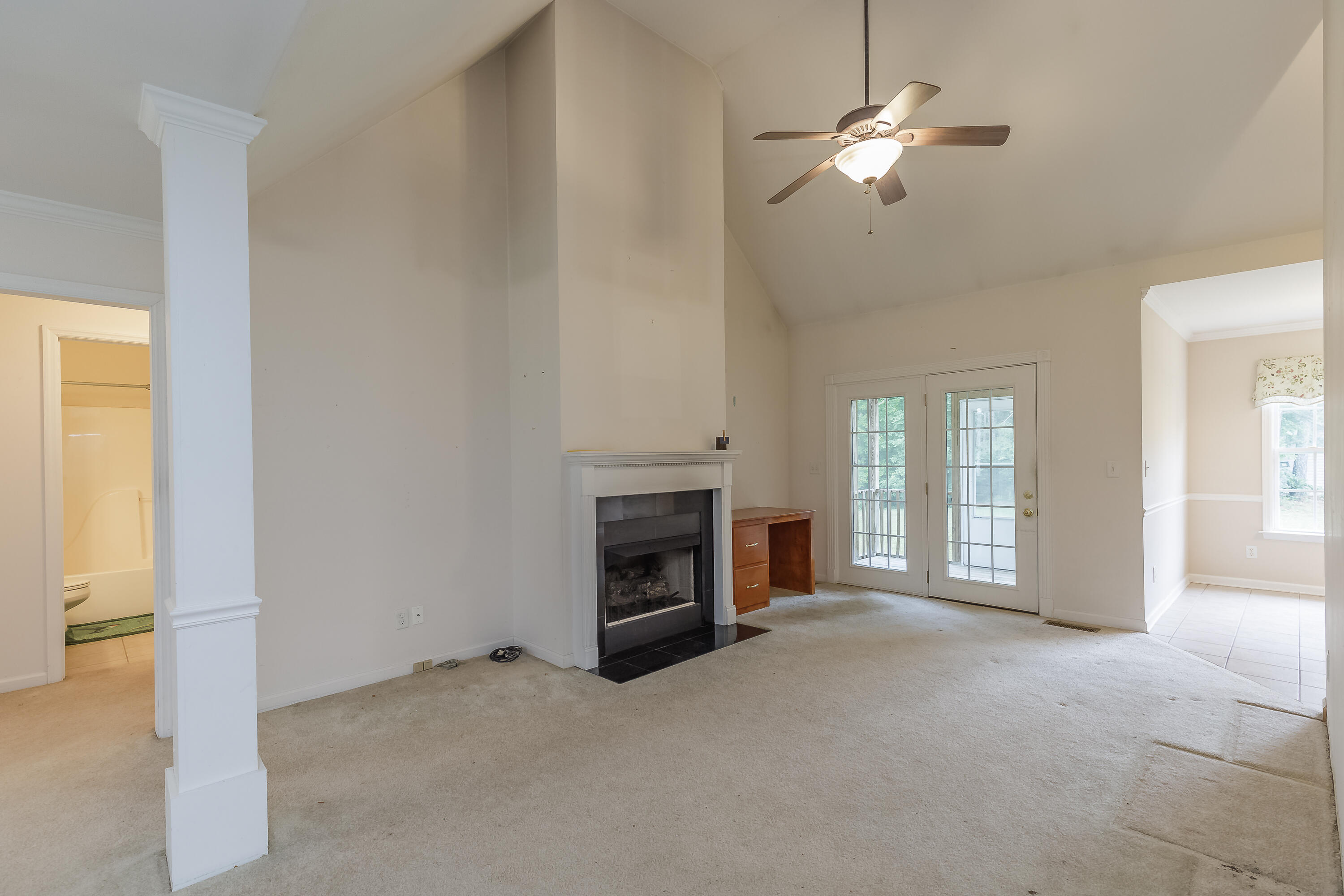 223 Cooper Road Rock Spring, GA 30739 - Photo 6 of 44 Living Area