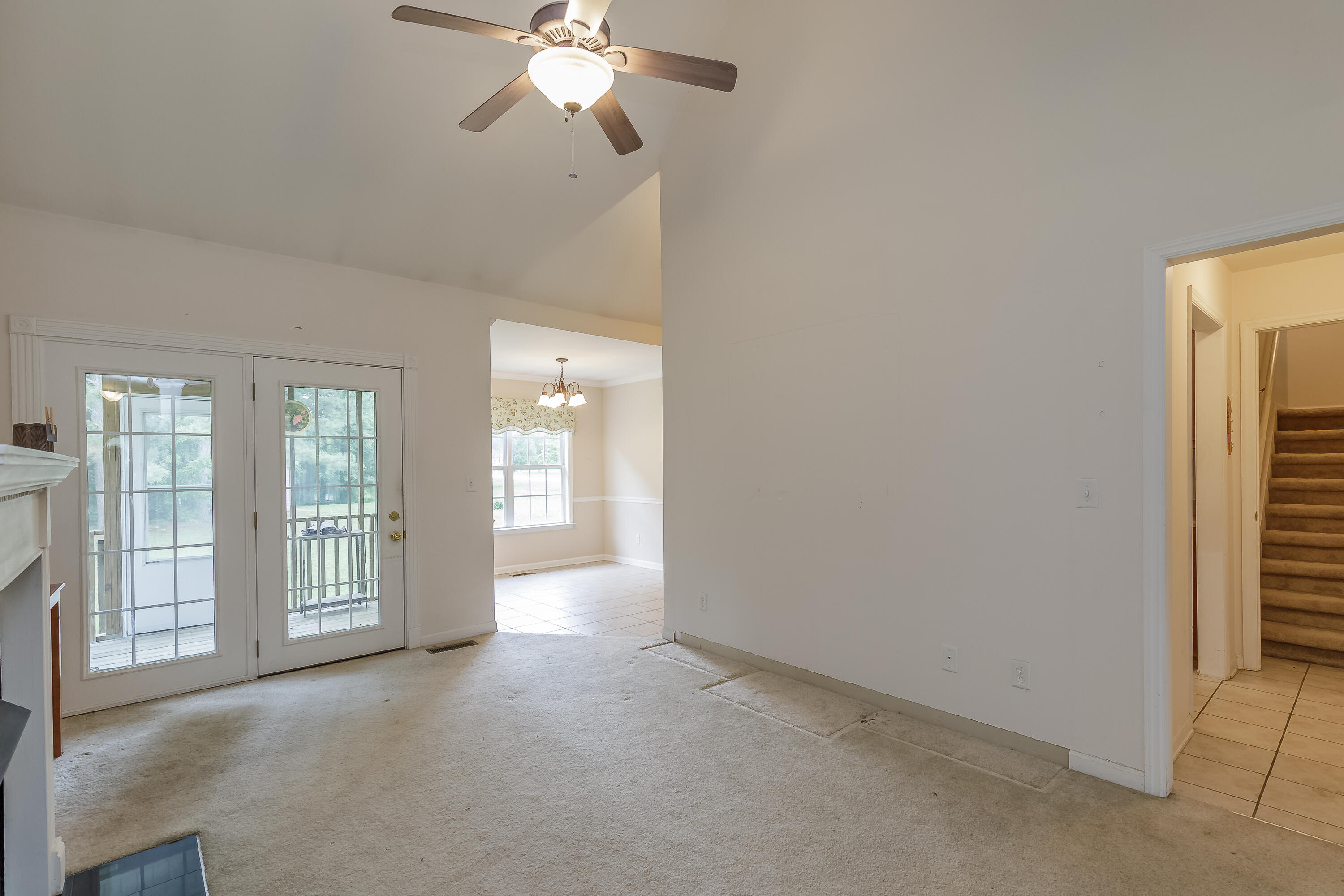 223 Cooper Road Rock Spring, GA 30739 - Photo 8 of 44 Living Area