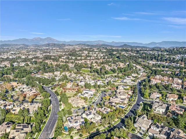 $2,700,000 | 10 Fayette Circle, Ladera Ranch, CA 92694