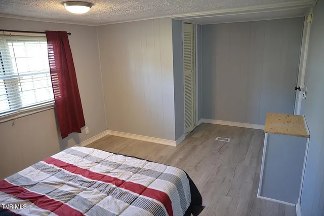 $219,900 | 216 Old Weaver Pike, Bluff City, TN 37618