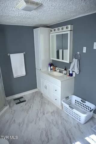 $219,900 | 216 Old Weaver Pike, Bluff City, TN 37618